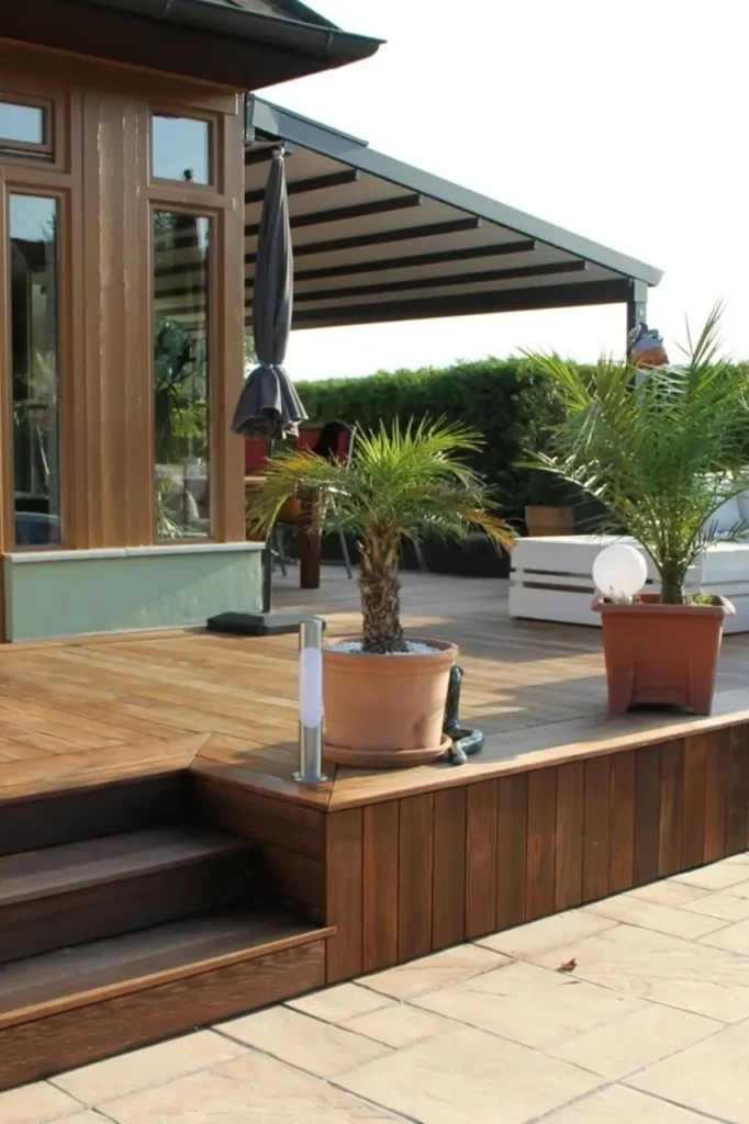 Terrasse aus Holz