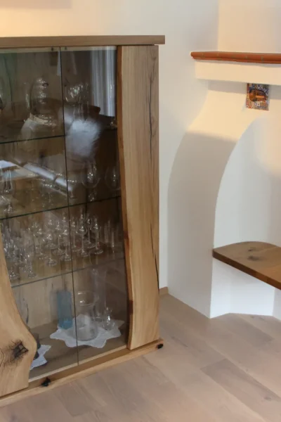 möbel-nach-mass-josef-nowotny-kreativtischler6 Holzvitrine
